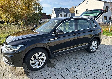 VW Tiguan Volkswagen 2.0 TDI SCR 4MOTION DSGElegance mit AHK