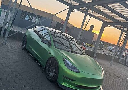 Tesla Model 3 Performance, unikat !