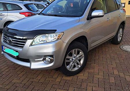 Toyota RAV 4 2.2 D-4D 4x4