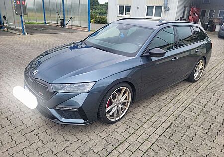 Skoda Octavia Combi Diesel IV Combi 2.0 TDI DSG RS
