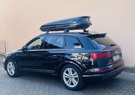 Audi Q7 3.0 TDI quattro tiptronic 7-Sitzer S line Matrix