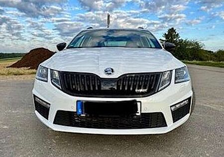 Skoda Octavia III Combi Combi 2.0 TSI DSG RS60