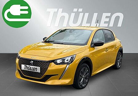 Peugeot 208 E- Allure Pack 136 50kwH Akku / SHZ / R-Kamera