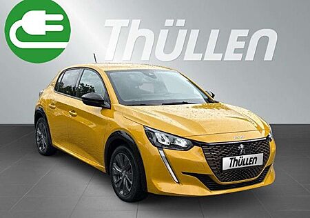 Peugeot 208 E- Allure Pack 136 50kwH Akku / SHZ / R-Kamera