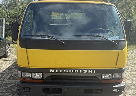 Mitsubishi Canter T 35 BK