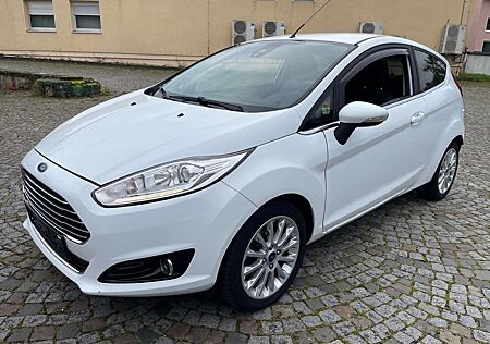 Ford Fiesta Individual* Leder*Navi* Kamera* 1 Hand
