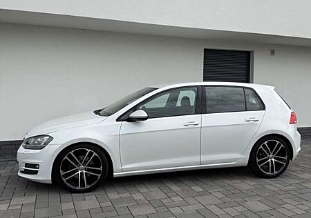 VW Golf Volkswagen 2.0 TDI BlueMotion DSG Highline