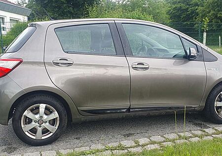 Toyota Yaris Hybrid 1.5 VVT-i Comfort*Navi*Kamera*