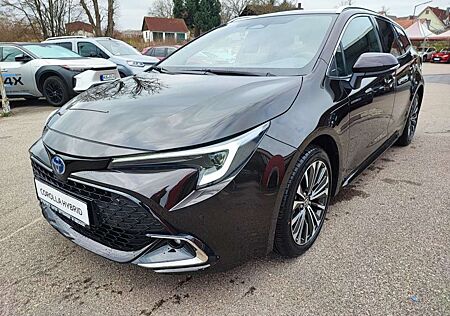Toyota Corolla 2.0 Hybrid Touring Sports Team Deutschland