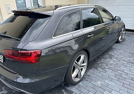 Audi A6 Avant 3.0 TDI DPF quattro S tronic