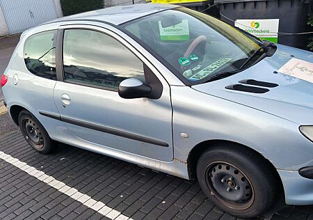 Peugeot 206 Keine Ahnung