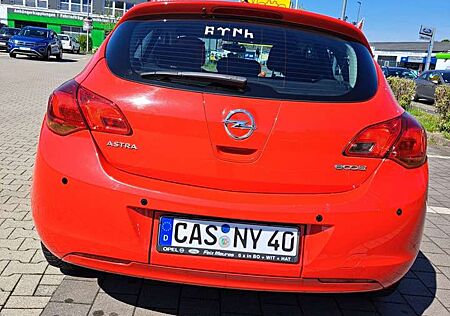 Opel Astra 1.4 Sports Tourer ecoFLEX Design Edition