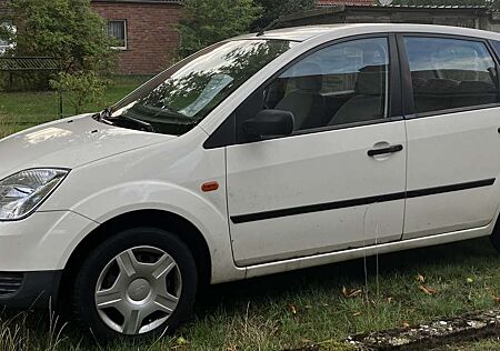 Ford Fiesta 1.3 Ambiente
