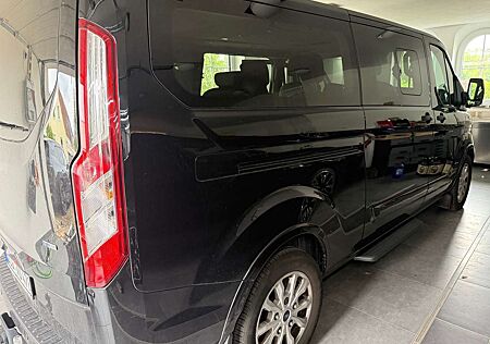 Ford Tourneo Custom 310 L2H1 VA Autm. Trend