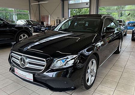 Mercedes-Benz E 350 d T Avantgarde/360°/Pano/HeadUp/AHK/Memory