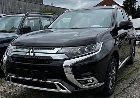 Mitsubishi Outlander PHEV Intro Edition 4WD