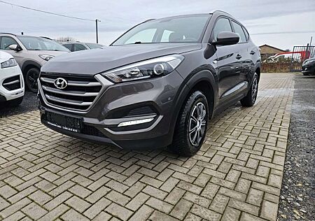 Hyundai Tucson blue Classic 2WD