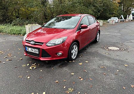 Ford Focus gebraucht kaufen Ford Focus Titanium