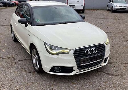 Audi A1 S line Sportpaket (8X1)