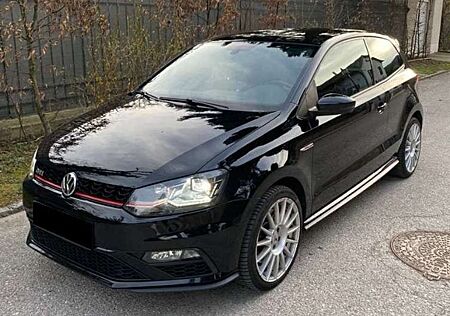 VW Polo GTI Volkswagen Polo 1.8 TSI DSG GTI