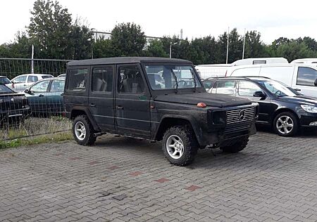 Mercedes-Benz G 230 460 / Rohkarosse mit Teilen/ Projektaufgabe
