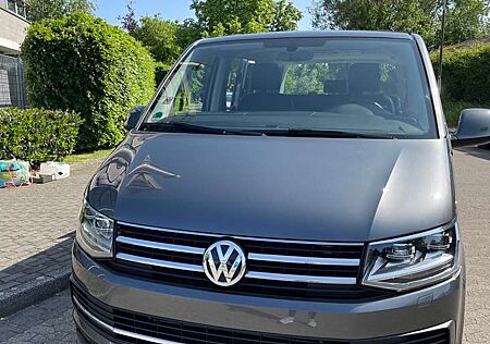 VW T6 Multivan Volkswagen Multivan DSG Kurz Comfortline