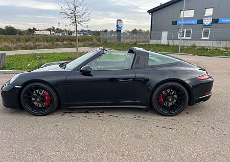 Porsche 911 Targa GTS