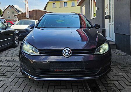 VW Golf Volkswagen Lounge BMT