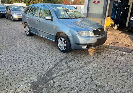 Skoda Fabia 1.4 Combi Comfort E Schiebedach-E Fenster