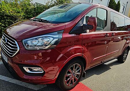 Ford Tourneo Custom 320 L2H1 VA Autm. Titanium