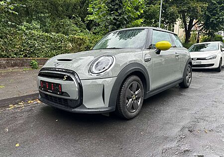 Mini Cooper SE Trim Essential *NAVI*KLIMA*LED