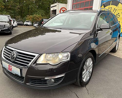 Volkswagen Passat Variant Passat Highline 1.8 TSI DSG Xenon Navi PDC AHK