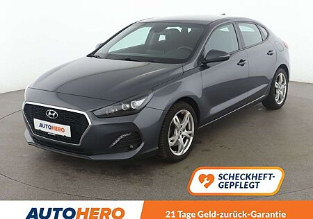Hyundai i30 1.4 TGDI Trend*NAVI*CAM*TEMPO*PDC*SHZ*KLIMA*