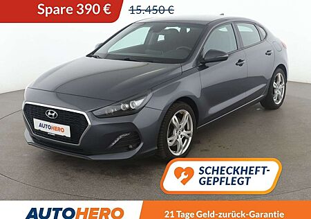 Hyundai i30 1.4 TGDI Trend*NAVI*CAM*TEMPO*PDC*SHZ*KLIMA*