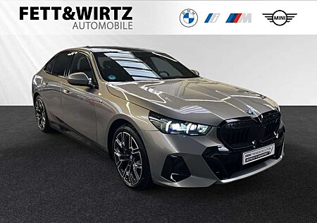 BMW i5 eDrive40 M Sport Pro|AHK|Panorama|H/K