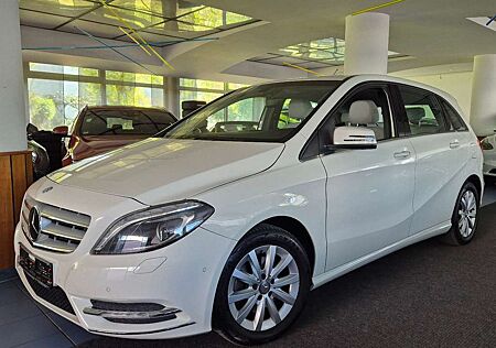 Mercedes-Benz B 200 Aut/Bi-Xen/MFL/Navi/Parkassist/SHZ/Temp