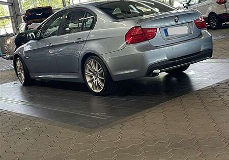 BMW 318d 318 DPF Aut.