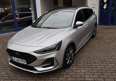 Ford Focus gebraucht kaufen Ford Focus ST-Line Kombi