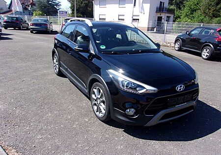 Hyundai i20 Active Passion blue Klima ALU SHZ PDC