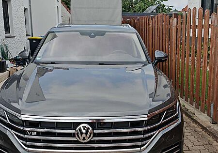 VW Touareg Volkswagen 4.0 V8 TDI SCR 4Motion Automatik