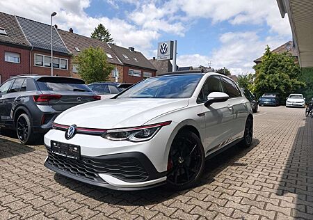 VW Golf Volkswagen VIII GTI Clubsport IQ,PANO,KAM,WR