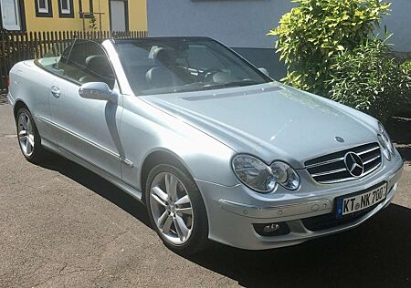 Mercedes-Benz CLK 200 CLK Cabrio 200 Kompressor Automatik Avantgarde