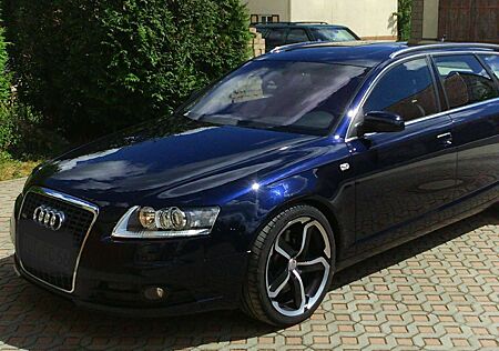 Audi A6 Avant Diesel Avant 3.0 TDI tiptronic DPF quattr