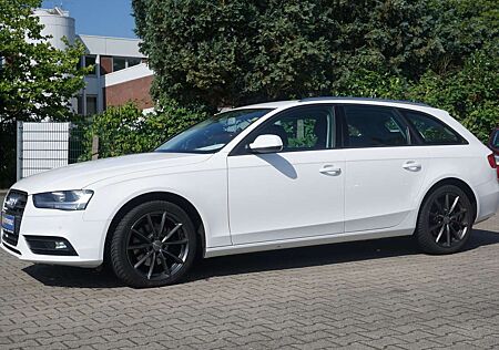 Audi A4 Attraction quattro /EURO6/NAVI/KLIMA/SCHECKHEFT/
