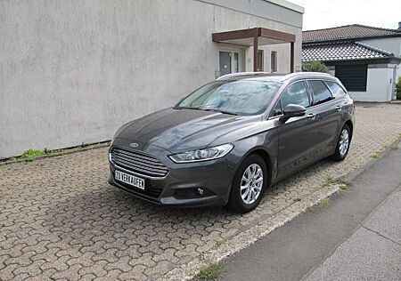 Ford Mondeo Turnier Trend .1Hand. AHK. Navi. Synk