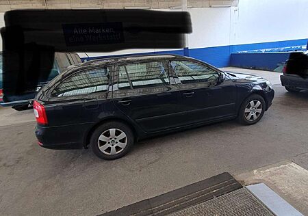 Skoda Octavia Combi 1.6 TDI DPF Elegance