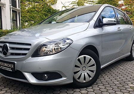 Mercedes-Benz B 180 Navi*PDC*Klima*Temp*SHZ*Unfallfei*1. Hand
