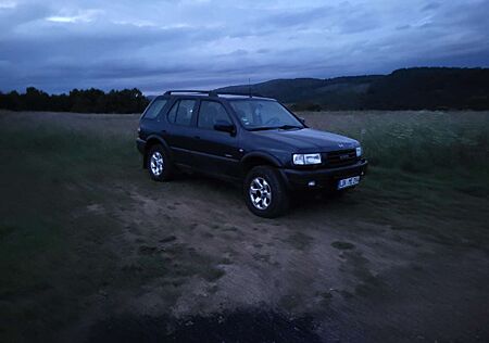 Opel Frontera 3.2 Olympus