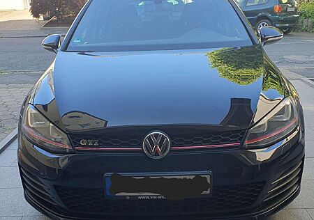 VW Golf GTI Volkswagen Golf 7 GTI DSG, Standheizung, Navi.