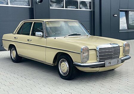 Mercedes-Benz 240 D W115 3.0 AUTOMATIK !!!